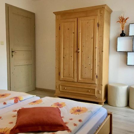 Apartment Milena Номень Екстер'єр фото