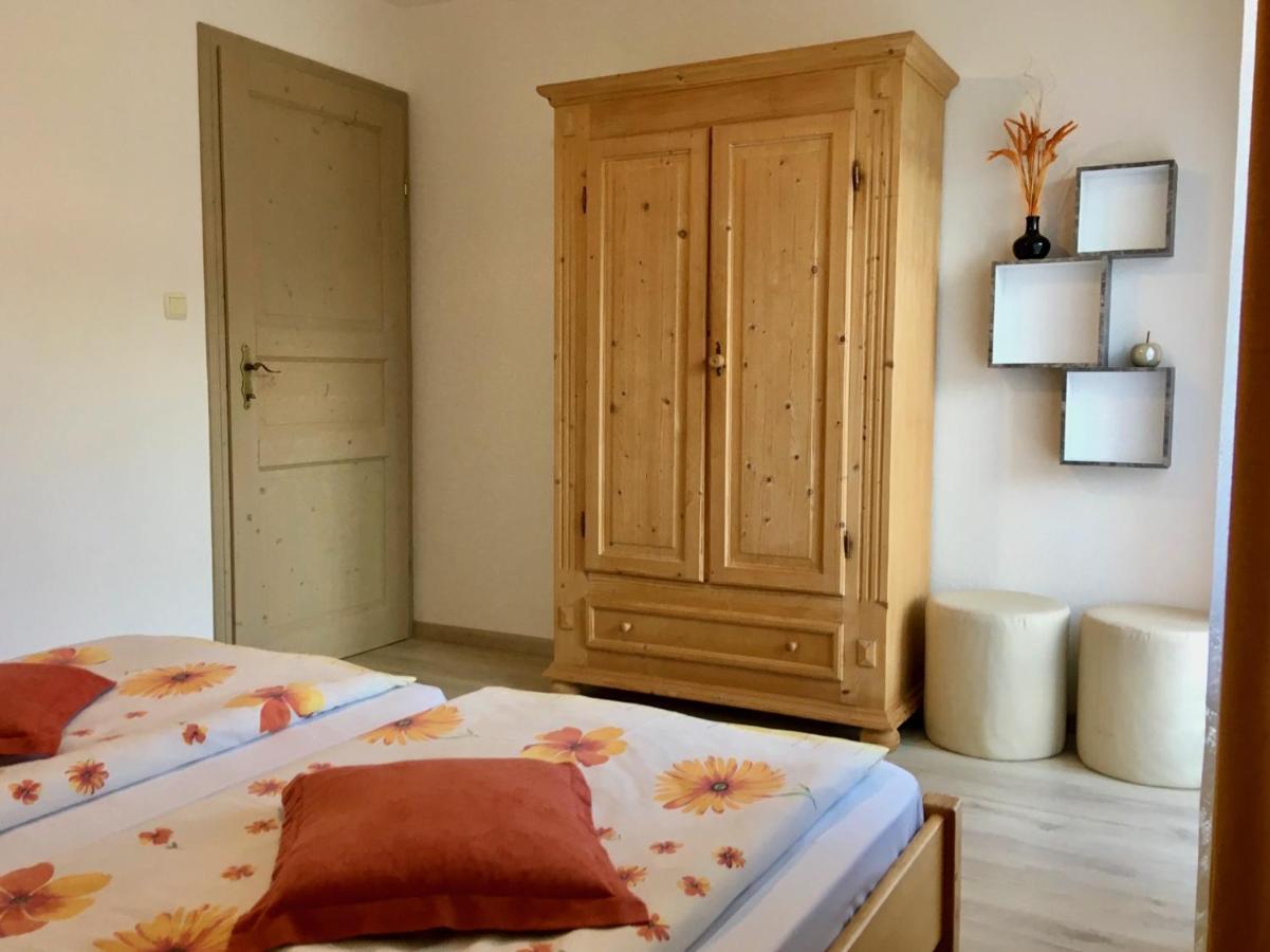 Apartment Milena Номень Екстер'єр фото